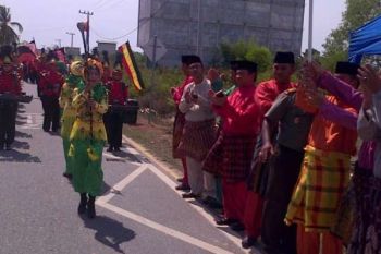 Ribuan Warga Semarakan Pawai Taruf Di Bukit Batu