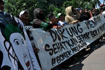 Tolak Pertandingan Persebaya