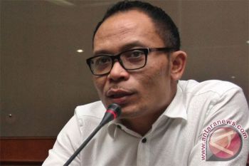  Menaker: Formulasi Kenaikan Upah Mesih Dibahas