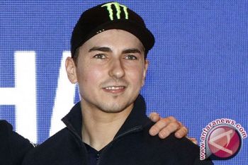Lorenzo menangi MotoGP Spanyol, Marquez posisi dua