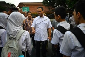 Mendikbud Anies Sidak UN SMP di Solo 
