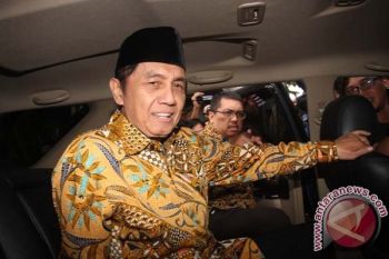 Penyidik KPK Periksa Hadi Poernomo Sebagai Tersangka Korupsi