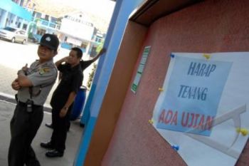 Terjerat Hukum, Peserta UN di Kudus Dikawal Polisi