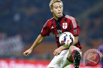 AC Milan Hajar Genoa 2-1