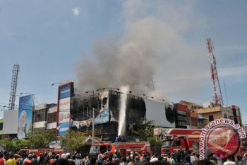 Kebakaran Swalayan