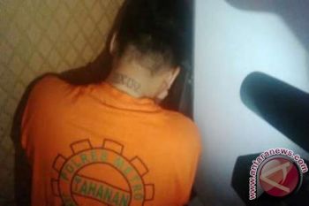 Mucikari RA Berprofesi Sebagai Make Up Artis
