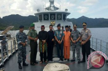 Legislator Tinjau 18 Kapal Nelayan Thailand 