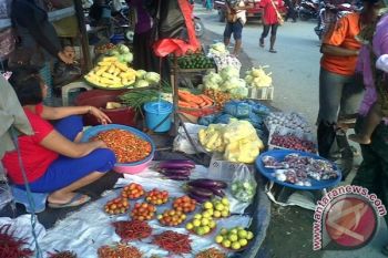 Pemkot Jayapura uji publik raperwal jam berdagang hari Minggu