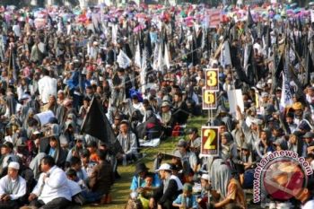 Polri akan Bubarkan Massa Demonstran Pendukung HTI