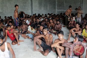 Imigran Rohingya Terdampar di Aceh