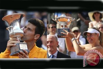 Djokovic dan Sharapova Juarai Roma Masters