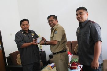 Warga Waropen belum gunakan Kartu Papua Sehat 