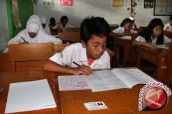 6.717 Siswa SD Di Palu Ikut UN
