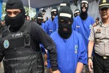 Sipir penganiaya napi berkeliaran di luar Lapas Timika