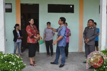 Bupati Janji Perbaiki Asrama Mahasiswa Barsel 
