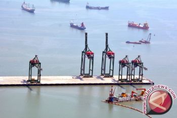 Terminal Teluk Lamong Tercanggih Di Indonesia