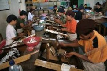 PPRK: Monopoli Industri Rokok Tak Mudah