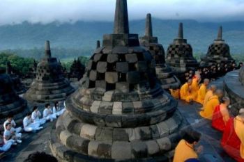 Budayawan:  Waisak di Borobudur Juga Penghayatan Seni