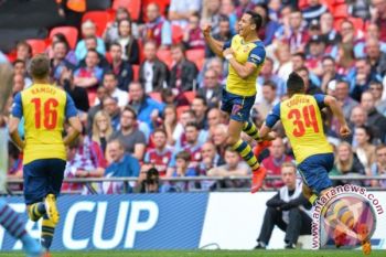  Arsenal Kalahkan Villa Untuk Pertahankan Piala FA