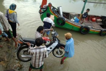 Buruh Angkut Pelabuhan