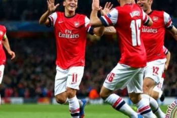 Arsenal Kalahkan Villa Untuk Pertahankan Piala FA