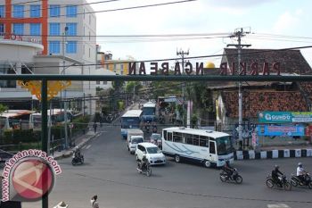 Parkir ngabean