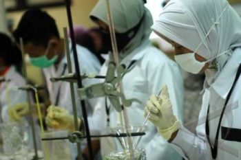 Tiga Siswa SMK Kabupaten Magelang Maju LKS Nasional
