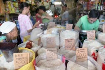 Jelang Ramadhan, Stok Beras Aman
