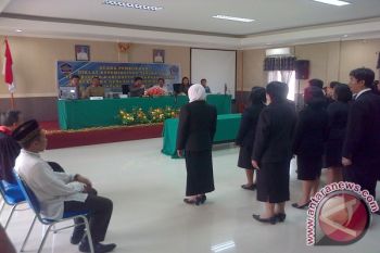 Bupati Minut Lantik Sejumlah Pejabat