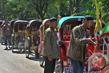 Jokowi Santuni Tukang Becak yang Meninggal