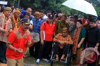 162 Kios Darurat Pasar Klewer Terancam Disegel