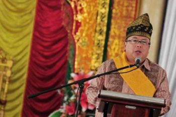 Menkeu Ingatkan Bupati Jangan Tahan Dana Desa