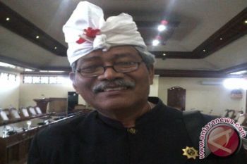 Pementasan Joged "jaruh" nistakan budaya Bali