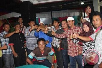 Wakil Ketua DPRD Solok Santuni Anak Yatim Piatu