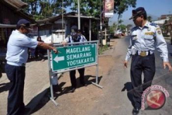 110 Rambu Lalu Lintas Dipasang