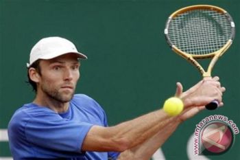 Karlovic jadi petenis tertua di 16 besar Wimbledon