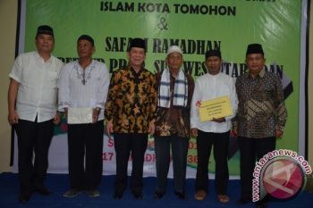 Gubernur Dan Wagub Safari Ramadhan Di Tomohon
