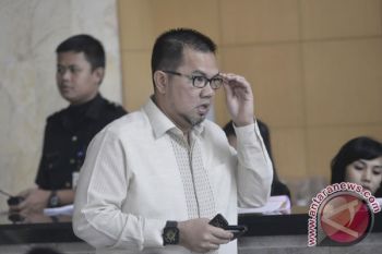 Bupati Empat Lawang dan istrinya Diperiksa KPK Terkait Kasus Pemberian Hadiah