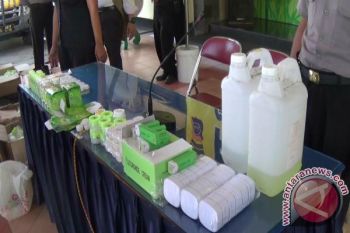 Polda DIY tangkap pengedar kosmetik ilegal
