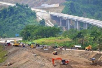 Pembangunan Tol Bawen-Salatiga Diminta Dikebut