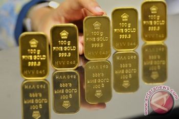 Harga Emas Turun Setelah Risalah Pertemuan Fed Dirilis