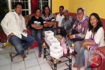 Kru Antara Papua buka puasa bersama