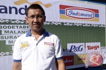 Indomaret berangkatkan pemudik Makassar - Surabaya