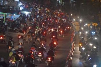 Pemudik bersepeda motor pilih malam hari