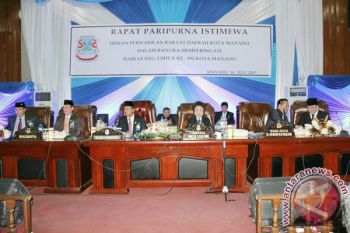 Paripurna Istimewa HUT Manado 392 