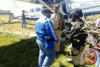 Kodim Puncak Jaya bantu pengiriman bahan makanan ke Agandugume