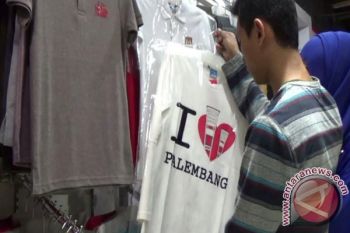 Kaos  khas Palembang diserbu pemudik 