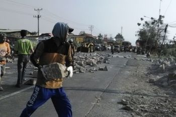 Blokir Jalan, Ganjar Sayangkan Pemkab Pati Tak Temui Pendemo 
