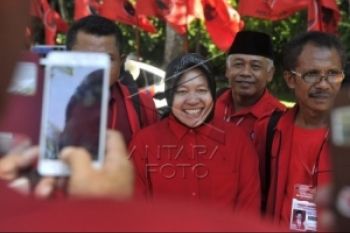 Rismaharini Enggan Komentari Calon Tunggal Pilkada Surabaya