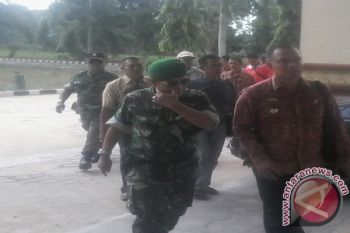 Tokoh Desa Malangsari dan Batubadak bertemu